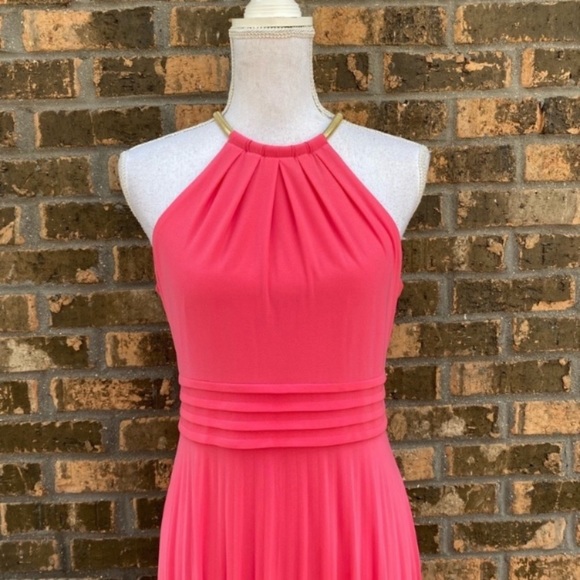 Eliza J Pink Maxi Dress Formal Pleated Gold Halter Size 6 Wedding Guest Cocktail - Picture 2 of 6